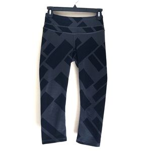 Lucy Cropped Athletic Leggings